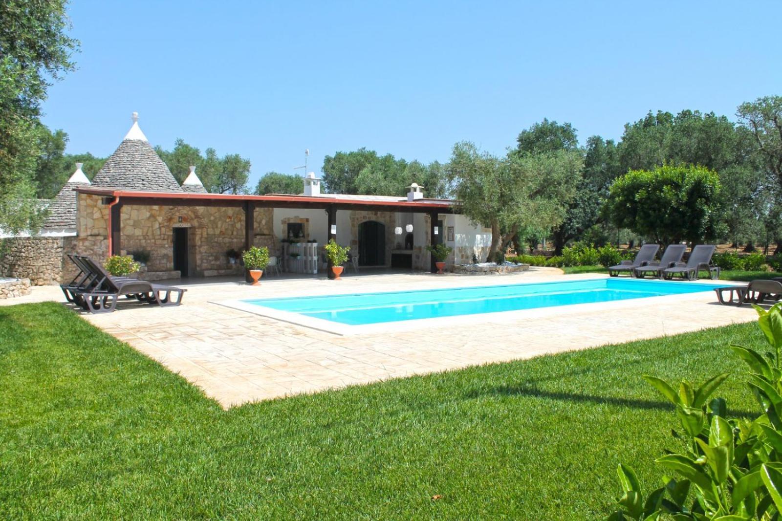 Trullo Degli Augelli Pensionat San Michele Salentino Eksteriør billede